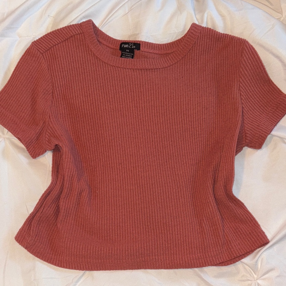 Rue21 Women's Dusty Pink Ribbed Tee